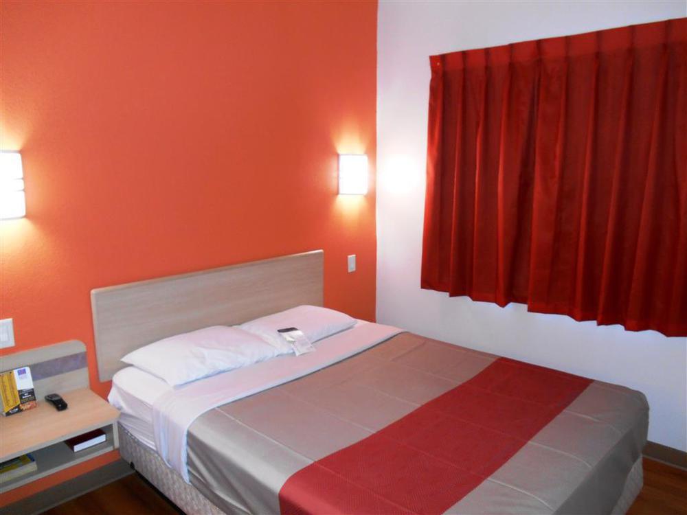 Motel 6-Mission, Tx الغرفة الصورة